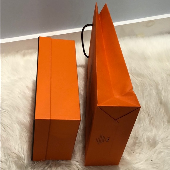 100% Auth HERMES GIFT BOX w/ 2 DUST BAG & Ribbon - Picture 13 of 16